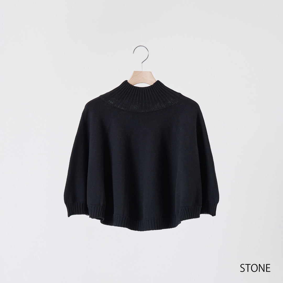 Comfy Knit Poncho<br>コンフィニットポンチョ