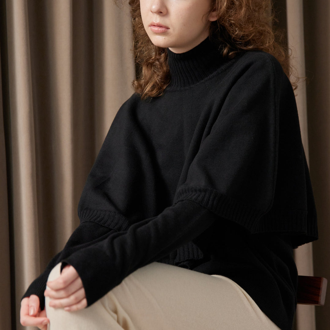 Comfy Knit Poncho<br>コンフィニットポンチョ