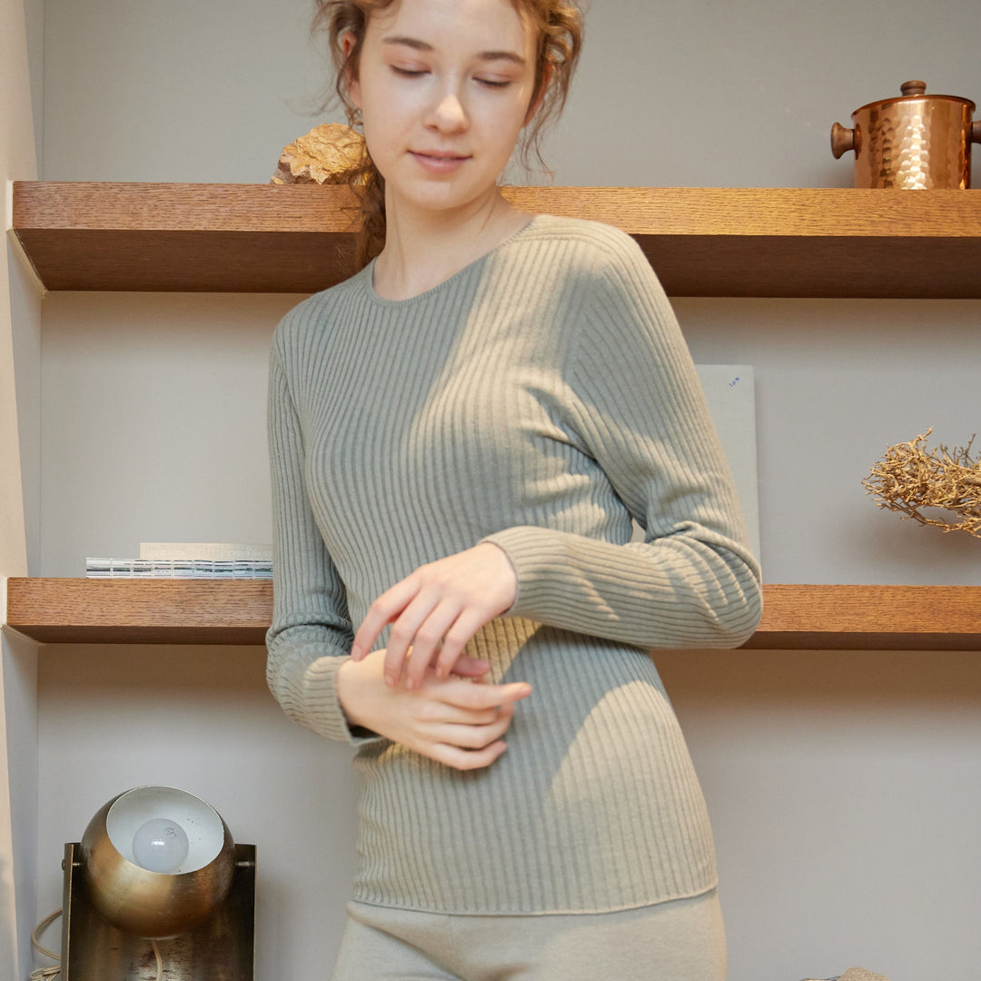 Comfy Knit Long Sleeve Crew Neck Pullover <br>コンフィニット長袖クルーネックプルオーバー