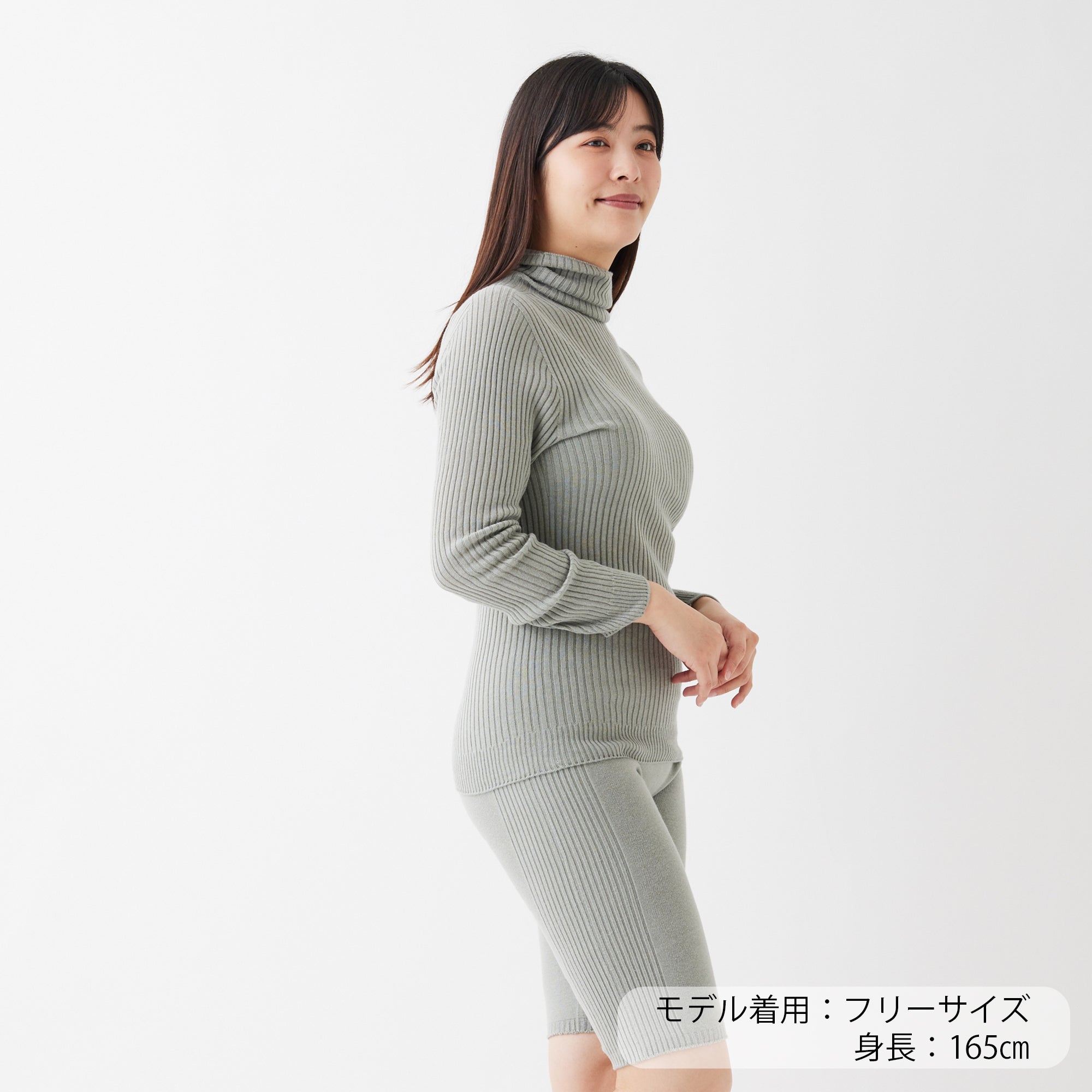NETENE.：コンフィニット長袖タートルネックプルオーバー(Comfy Knit