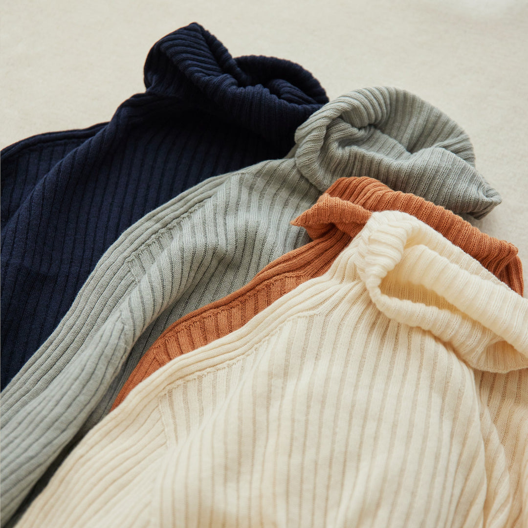 Comfy Knit Long Sleeve Turtleneck Pullover<br>コンフィニット長袖タートルネックプルオーバー